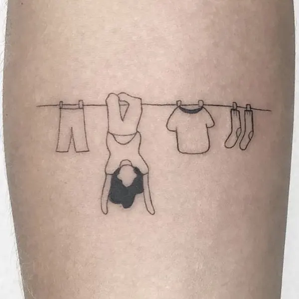Tatuagem feminina minimalista 7