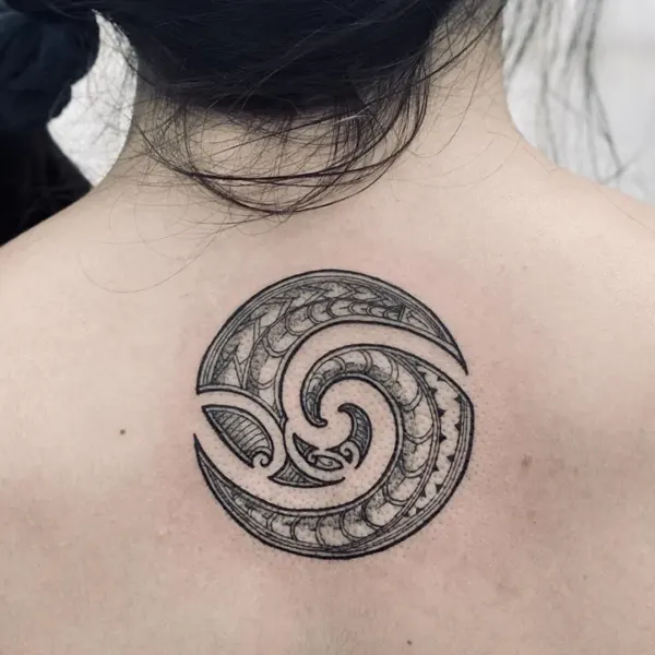 tatuagem feminina tribal e étnica 22
