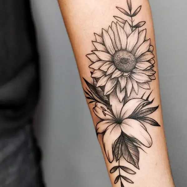 tatuagem feminina no braço floral 2