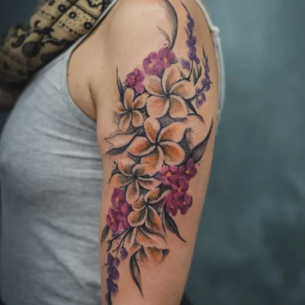 tatuagem feminina no braço floral 3