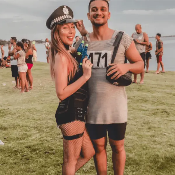 fantasia de carnaval de casal - policia e ladrão