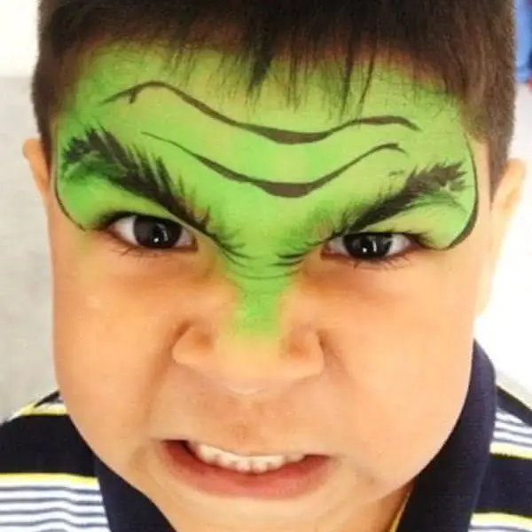 maquiagem infantil de hulk para o carnaval
